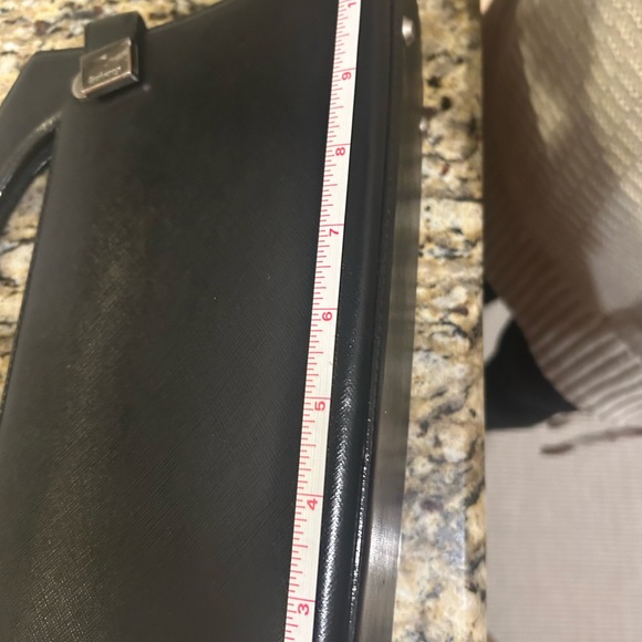 BURBERRY’s Leather Hand Bag - Picture 14 of 15